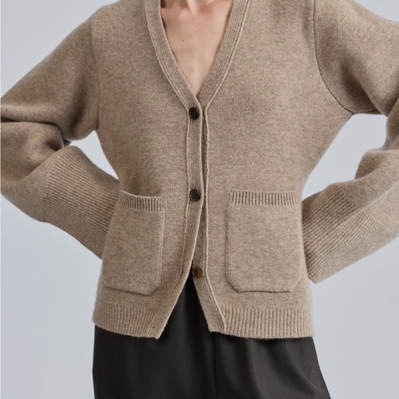 Almina Concept Cardigan - Picture 2 of 4